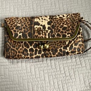 Jessica Simpson crossbody clutch